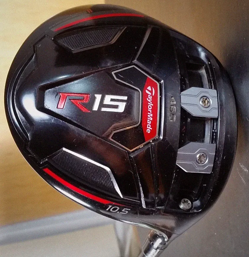 TaylorMade R15 460 Driver 10.5° Speeder 57 Evol Graphite Shaft 46" R Flex RH