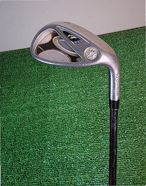 TaylorMade R7 Draw Sand Wedge, RH, Reax 55g Graphite Shaft, Regular Flex, Used