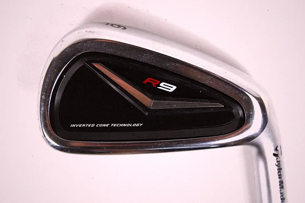 TaylorMade R9 Single 6 Iron RH, Fujikura Motore 55g Graphite Senior 37.75" - RH
