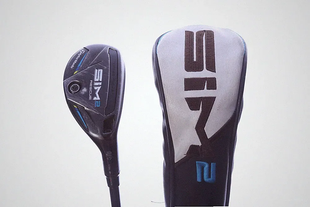TaylorMade SIM2 Rescue 2H RH 17* 40.5 in Mitsubishi Graphite Shaft Stiff