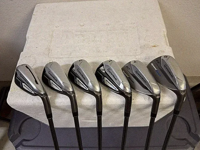TaylorMade Speedblade Iron Set 7-PW, GW &SW VeloxT 45g Ladies Graphite RH