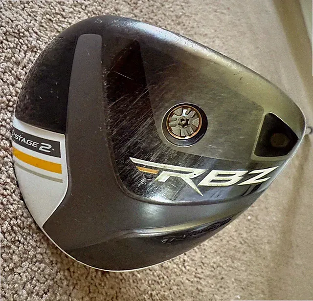 Taylormade Stage 2 Rbz 9.5 R.H. Rocketfuel Fujikura Regular Flex Driver