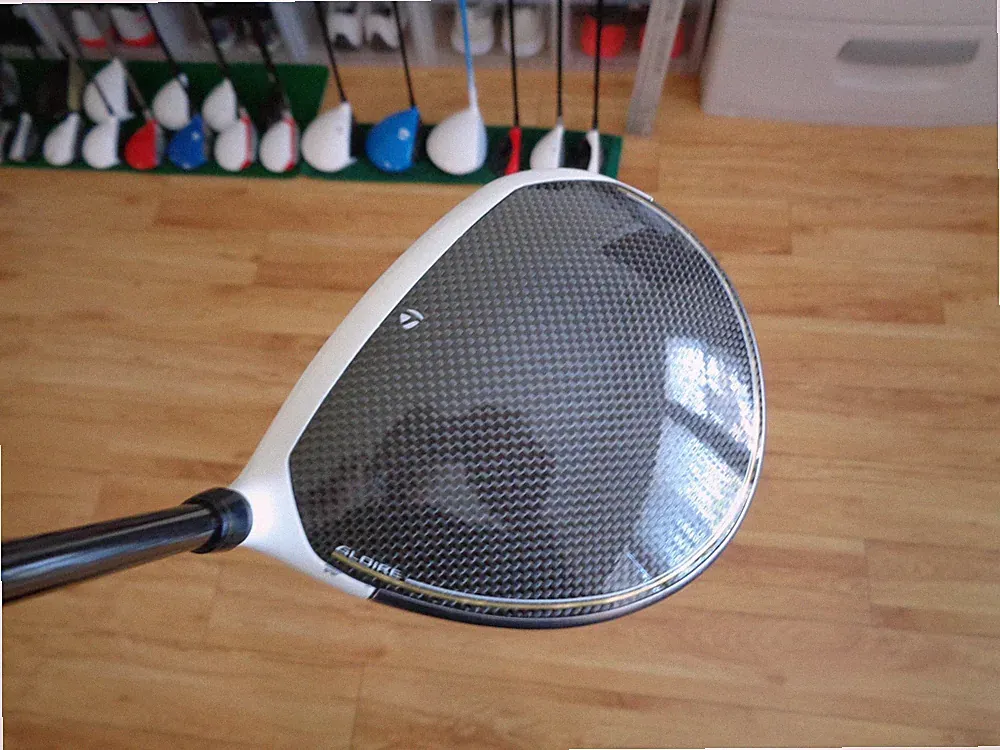 Taylormade Stealth Gloire 9.5-degree Driver with KURO KAGE XT60 S-Flex shaft