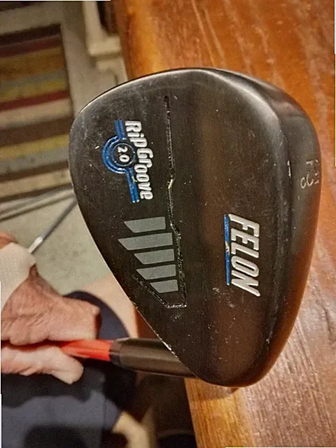 The FELON, NON-CONFORMING GAP WEDGE, 52°,RH, 36", Graphite, Massive Backspin....