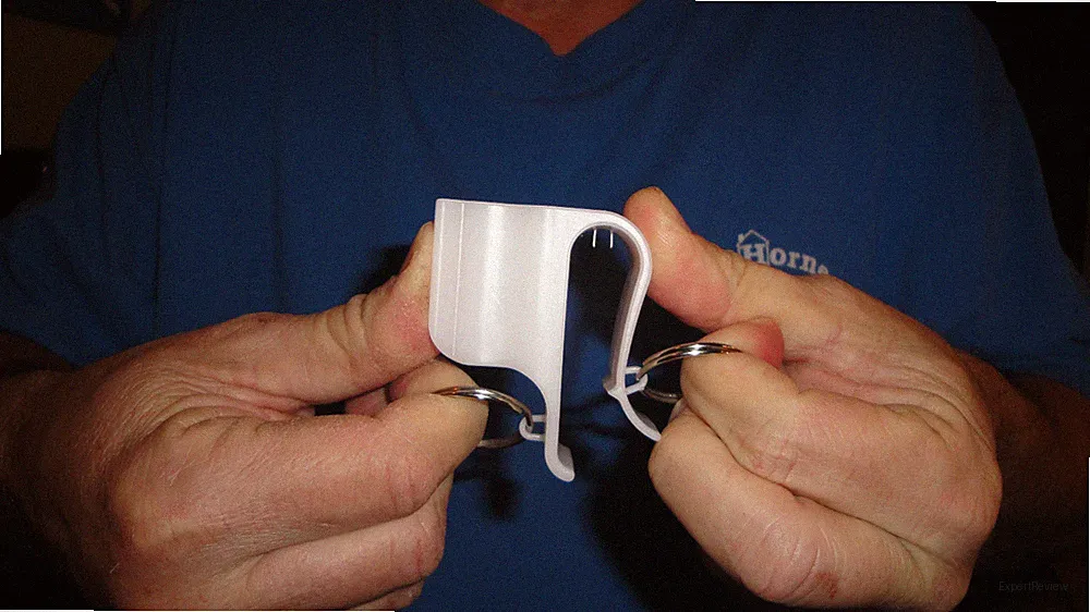 The Mighty Putter Clip Holder for golf bag