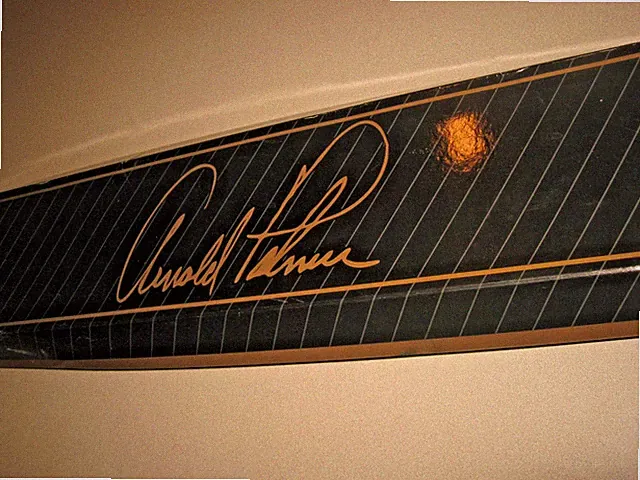 THE ORIGINAL ARNOLD PALMER PUTTER BY CALLAWAY GOLF W/ ORIGINAL BOX