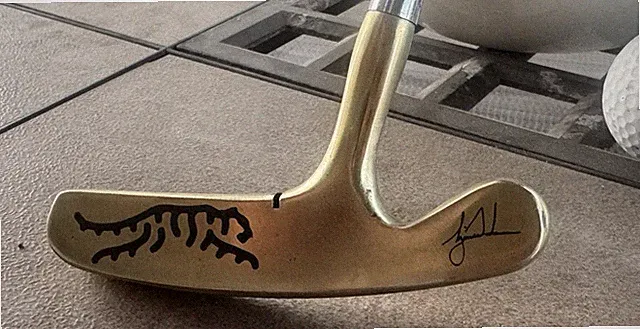TIGER WOODS - CUSTOM PRE SCOTTY CAMERON ACUSHNET PUTTER - TIGER’S & LOGO 35”