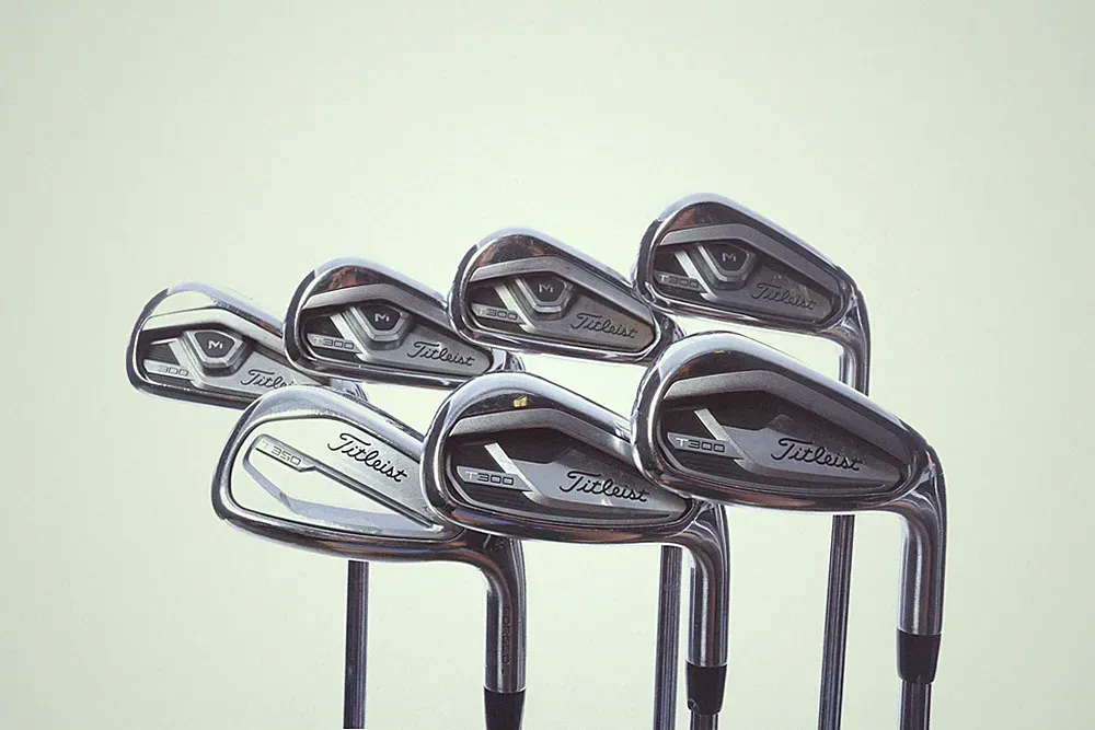 Titleist 2021 T300 Iron Set 4-PW -0.5 in Stiff Flex Steel Shaft Very Good