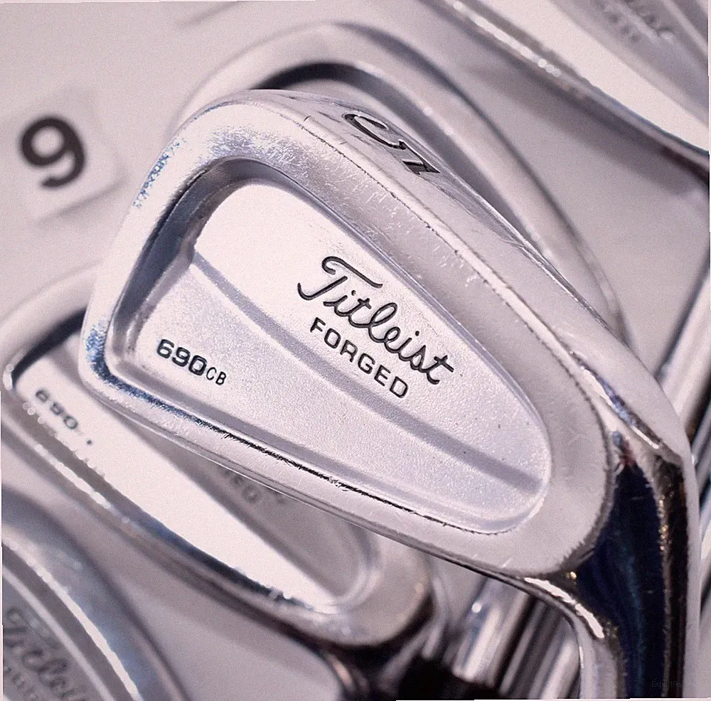 Titleist 690CB Forged 5-6-7-8-9-Pw 6pcs DG S300 Stiff RH Golf Club Iron Set JDM