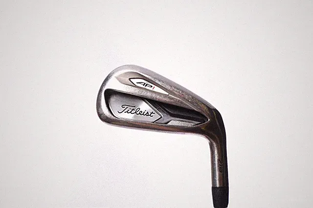 Titleist 718 AP1 7-Iron Seniors Flex Graphite Shaft Very Good