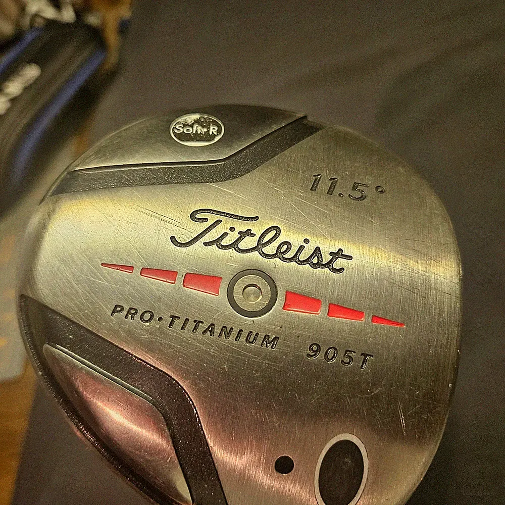 Titleist 905t 11.5 degree regular flex