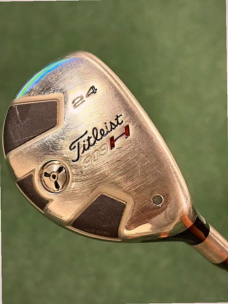 Titleist 913H 4H 24° Hybrid RH Stiff Graphite Shaft Titanium Head
