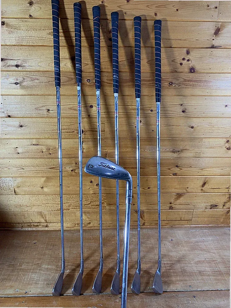 Titleist Acushnet B-33 Vintage Iron Set 3-P (No 8) Right Handed RH Regular Flex