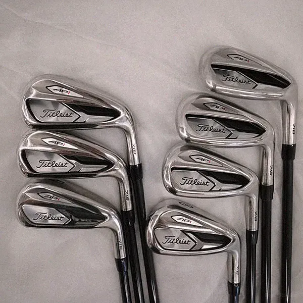 Titleist AP1 718 Iron Set 7 Clubs Beginner to Intermediate Golf Clubs