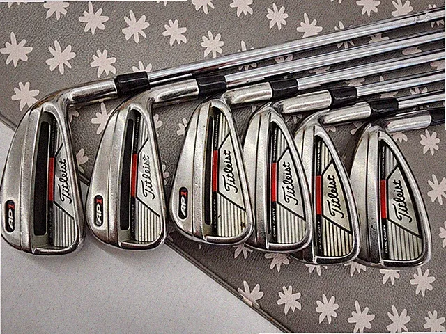 Titleist AP1 Iron Set Dynamic Gold S300