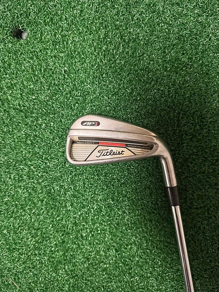 Titleist AP1 Single 5 Iron True Temper Dynamic Gold R300 RH