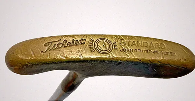 Titleist Bullseye Standard Rockwell Logo Reuter Jr Putter RH Flare Tip Satin 35"