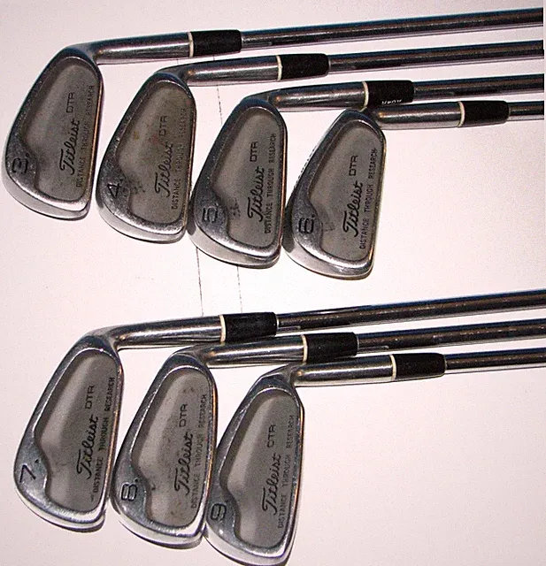 Titleist DTR Golf Iron Set 3-9, RH
