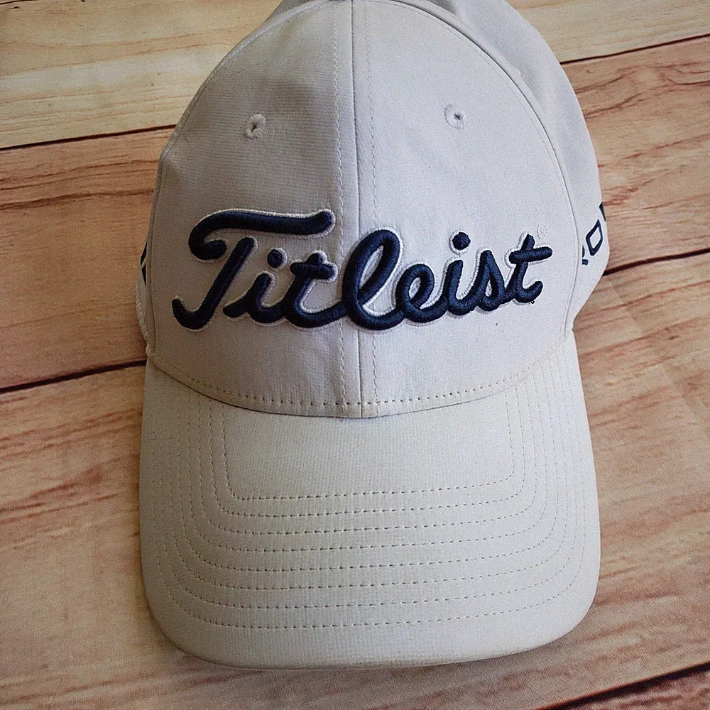 Titleist Golf Hat Mens Adjustable White Tour Performance Pro V1 FootJoy Cap *