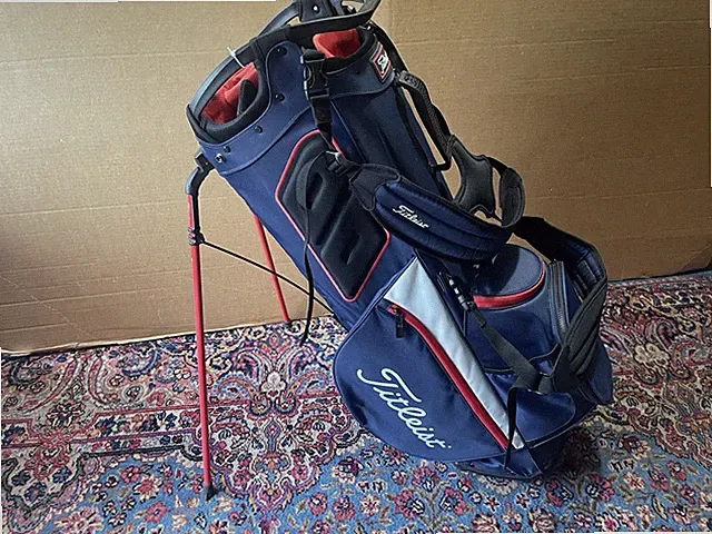 Titleist Hybrid 14 Golf Bag Navy/White/Red - Pls Read