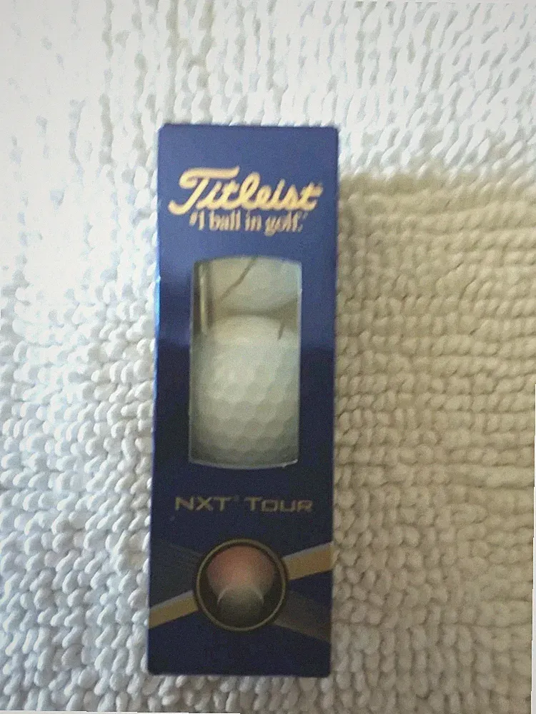 Titleist NXT Tour Golf Balls White 3 Pack NEW
