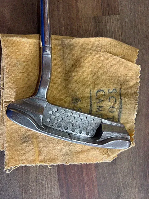 Titleist Scotty Cameron Tei3 Teryllium Insert Santa Fe Putter / Right Hand 35"