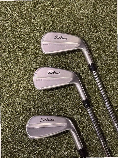 TITLEIST T-250 IRON SET (4-PW) TT AMT SILVER EXTRA STIFF FLEX