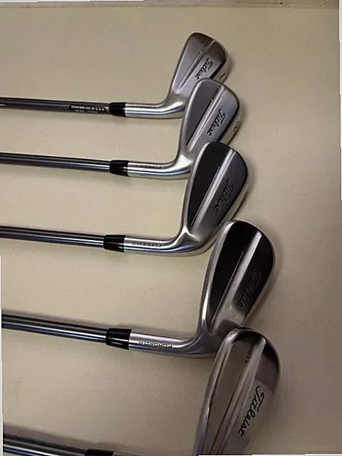 Titleist T-250 Irons+ GW