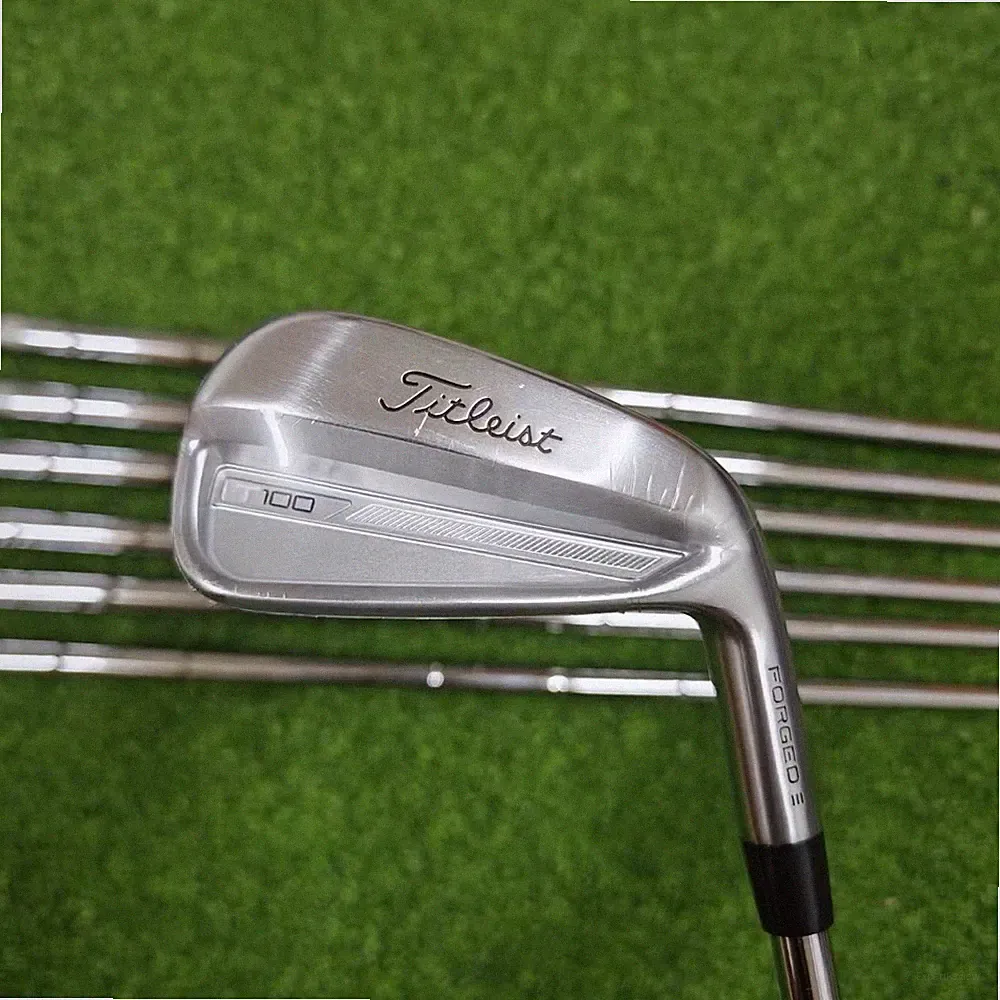 Titleist T100 Iron Set RH 4-PW - Dynamic Gold S300 Shaft Silver
