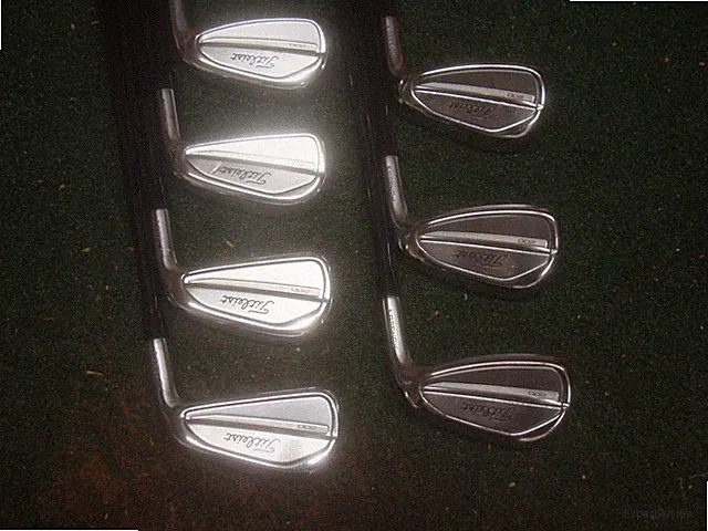 Titleist T200 2023 Iron Set 5-PW+GW Tensei Blue AV AM(2) Series Reg flex Mens RH