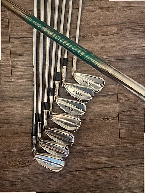 Titleist T200 2023 Irons 4-PW + 48° GW NS Pro 950GH Neo Regular RH
