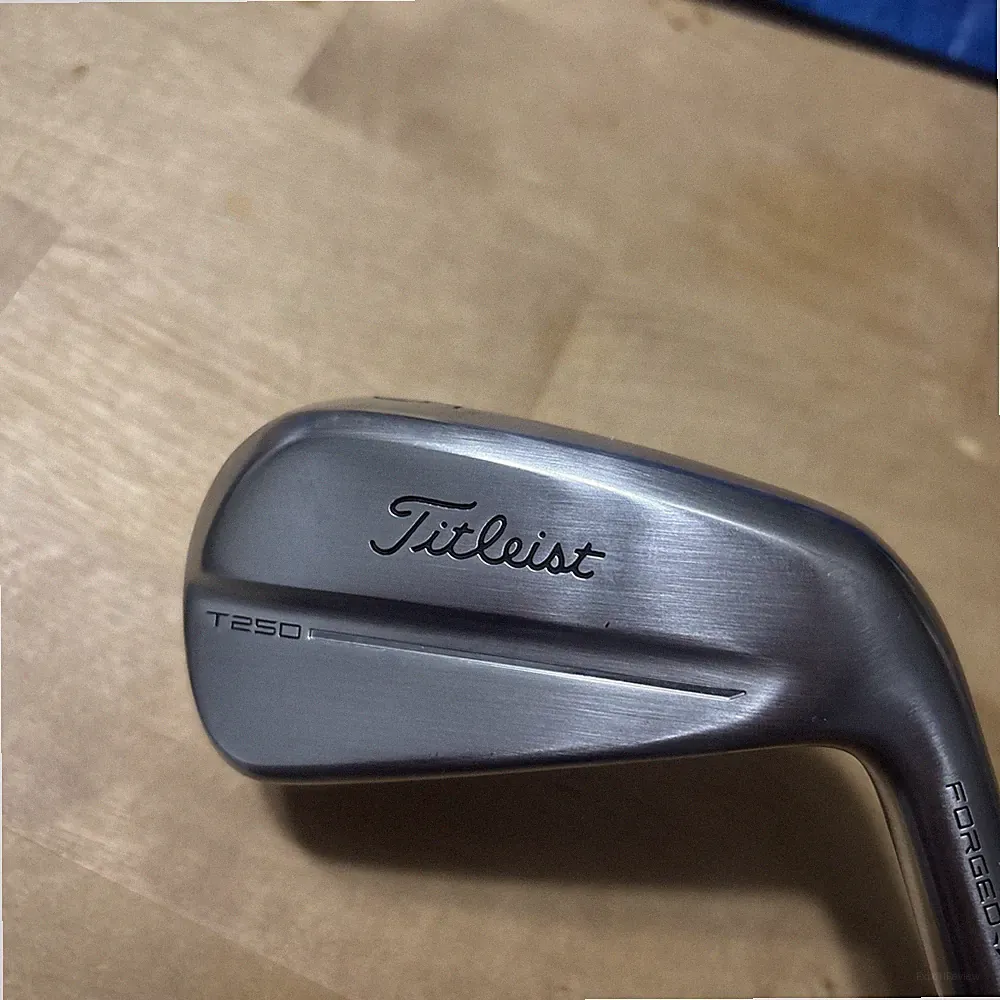 Titleist T250 5-Iron RH Stiff MMT 85g S graphite shaft