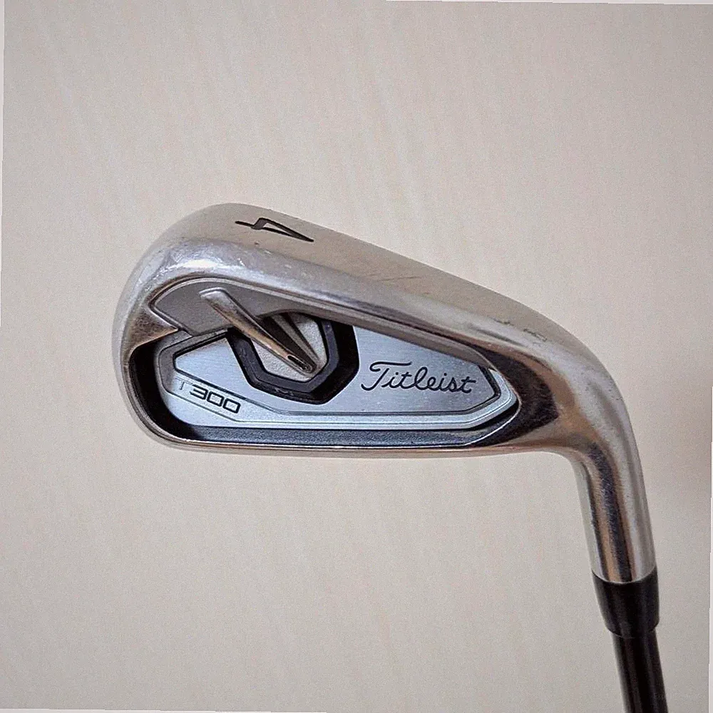 Titleist T300 4 Iron TENSEI AV RED R Right 38.5" Golf Club
