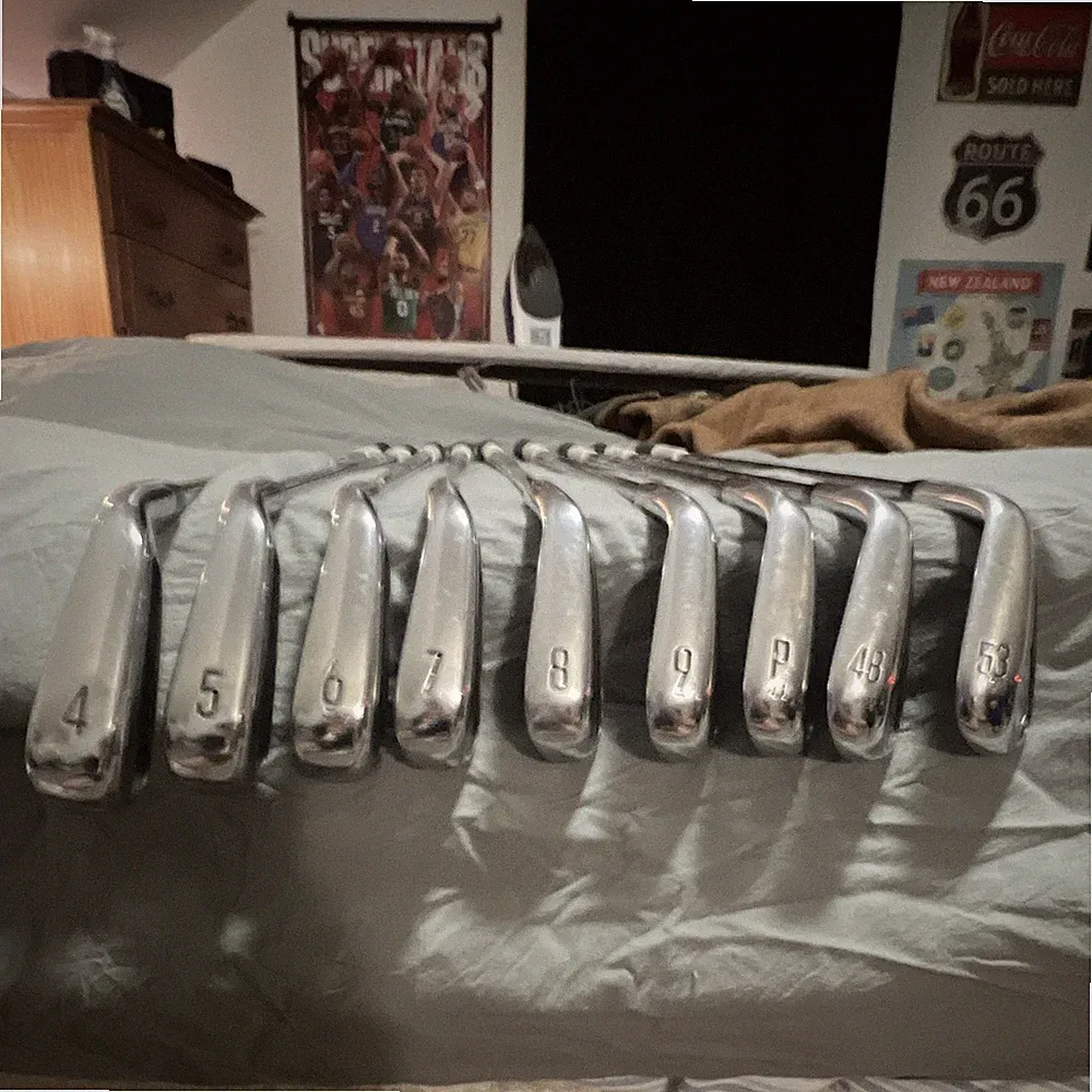 Titleist T300 Iron Set 4-9,P,48,53 Right Regular light used and, brand new grips