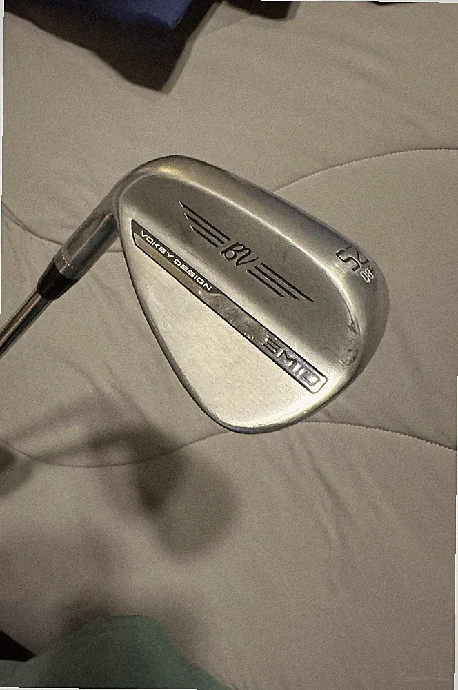 Titleist Vokey SM10 Men's Left-Handed Wedge 52 Degree 08F Bounce Golf Club