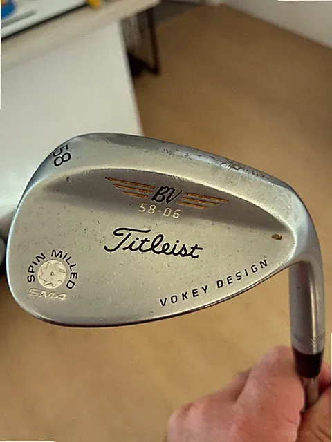 Titleist vokey sm4 58 degree wedge silver
