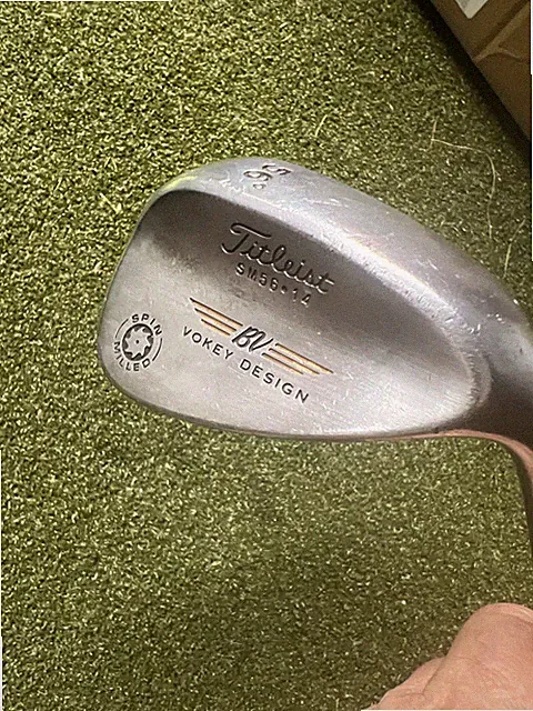 Titleist Vokey Spin Milled 56 / 14 sand wedge