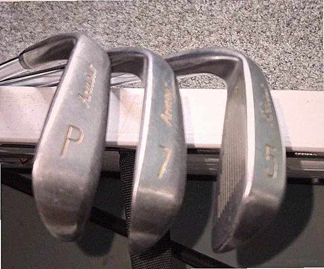 TOMMY ARMOUR 845s PARTIAL IRON SET - 5, 7, P, Men's RH, Steel, Starter Kit