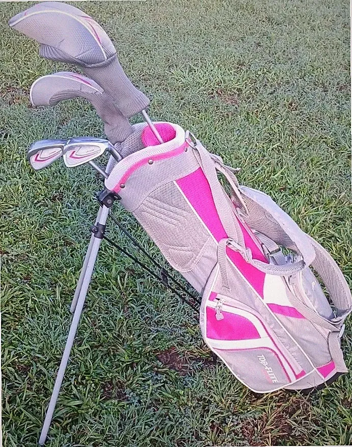 Top Flite Girl's Junior 5 Pc Golf Club Set RH w/ Pink Golf Bag For 54"-58" Tall