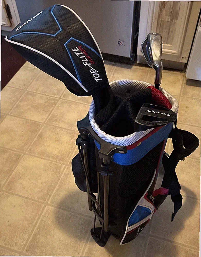 Top Flite Junior 3 Club Golf Set With Bag, Ages 3-5, From 36" to 42" Tall