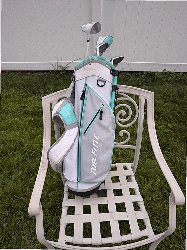 Top Flite Junior Golf Club Set Teal White Bag Right Handed 5-8 Ages RH- 4 Clubs