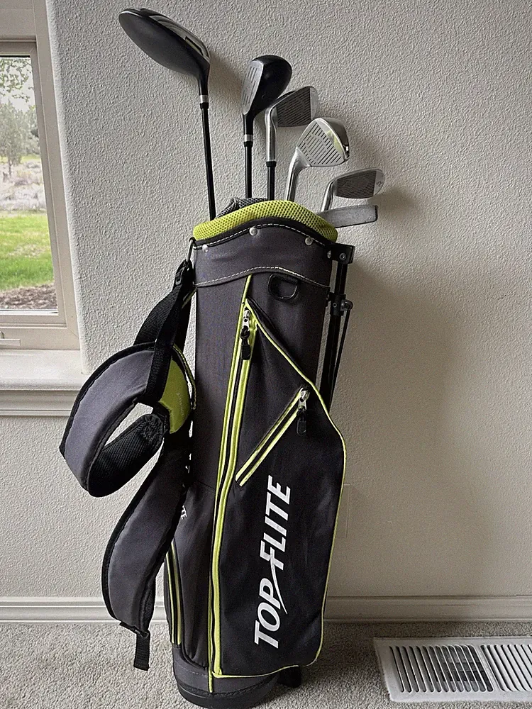 Top Flite Junior Kids Youth 6 Golf Club Set + Stand Bag RH Ages 9-12 or 53”- 60"