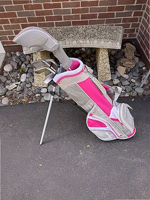 Top Flite Kids Girls Golf Club Set Pink Stand Bag