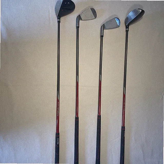 Top Flite Synchro-flexed Junior GolfClubs. 5 Wood, 5 Hybrid, 7 Iron, Sand Wedge.