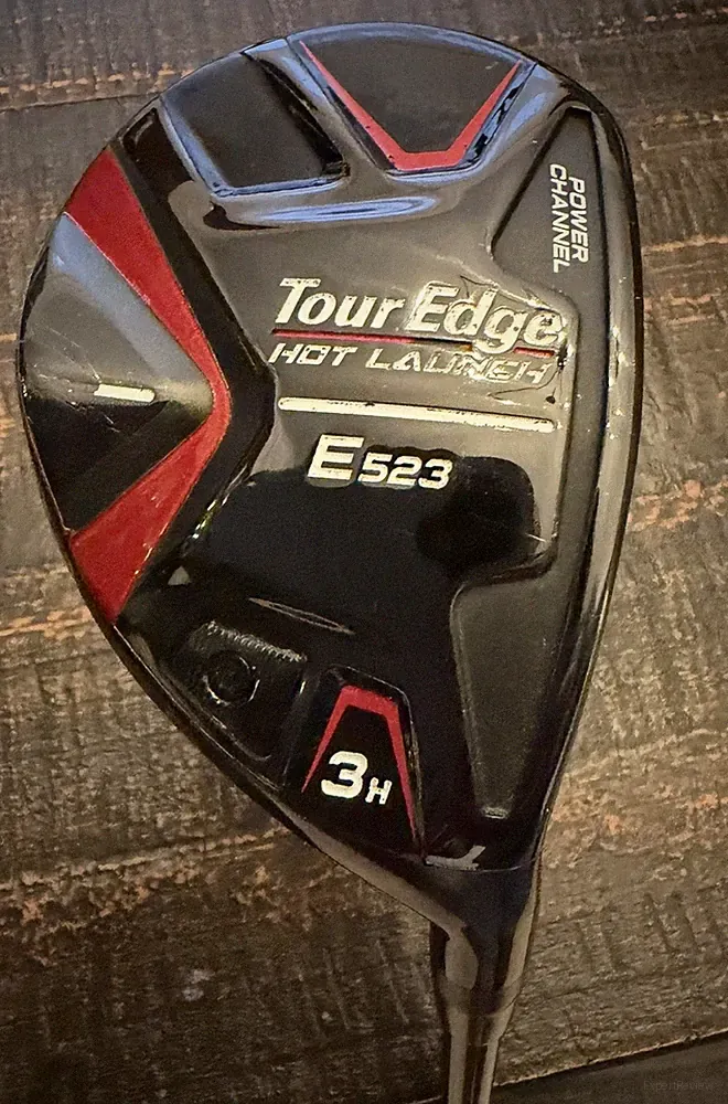 Tour Edge Golf Hot Launch E523 Offset Hybrid 19* #3 Stiff Flex, Preowned.