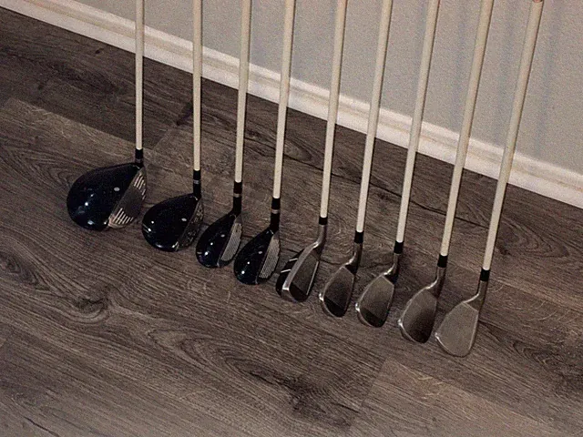 TOUR EDGE HOT LAUNCH FULL SET GRAPHITE UNIFLEX SHAFTS