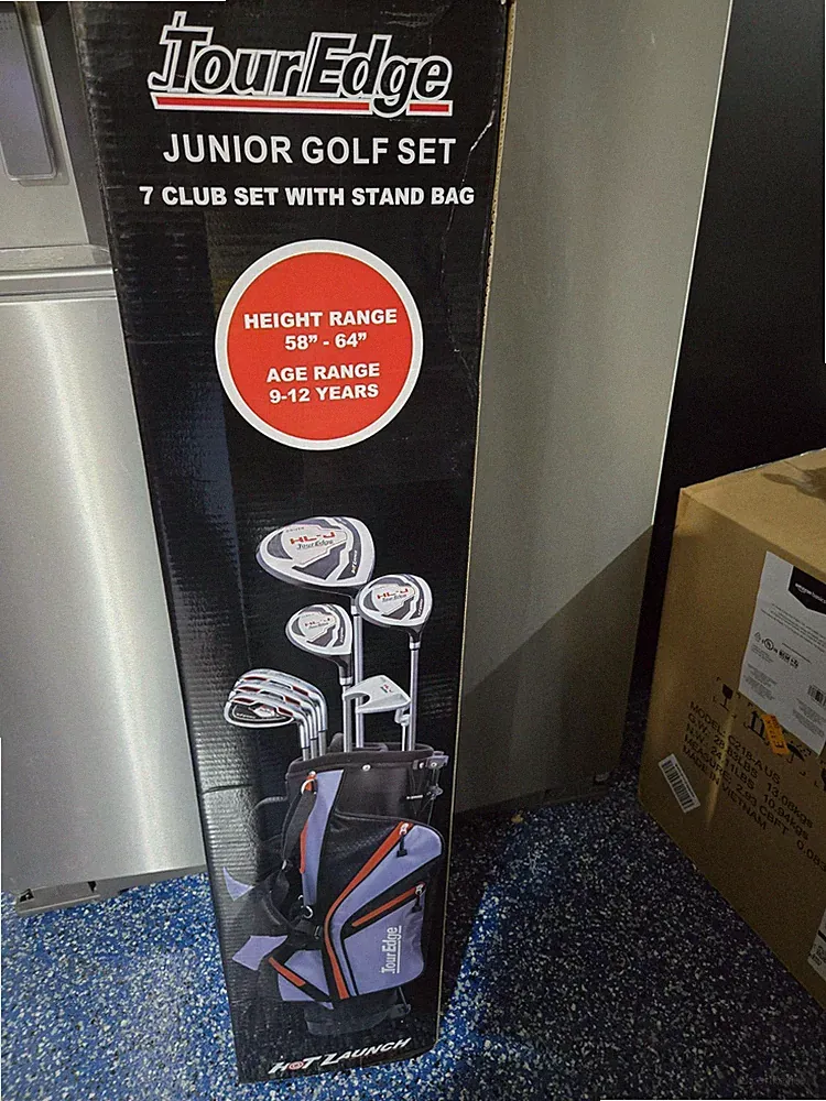 Tour Edge Junior golf set for ages 9-12, LEFT- HANDED, 7 pieces with stand bag