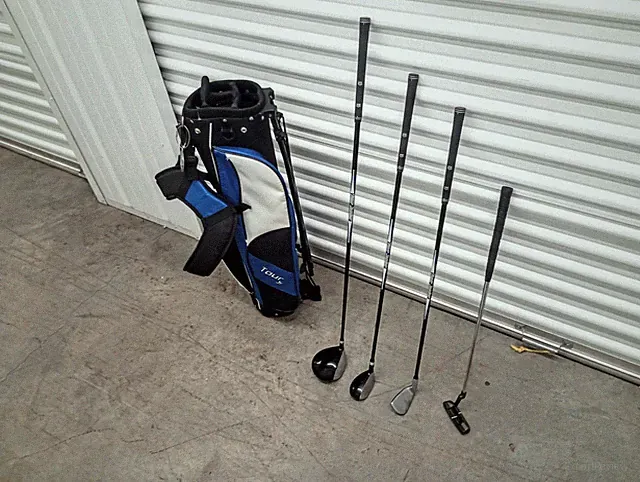 Tour Jr Junior Golf Club Set of 4 (Driver, Hybrid,9/P Iron, Putter) + Bag.RH