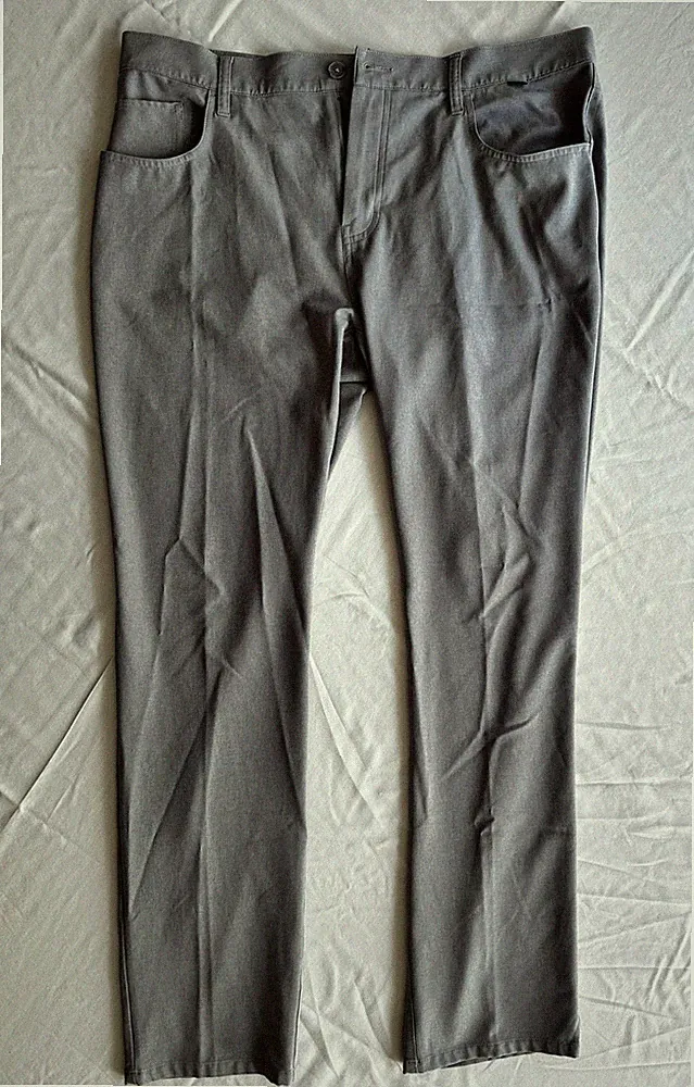 Travis Matthew Open To Close Golf Pants Mens Sz 38 Performance 1MT435 Light Grey