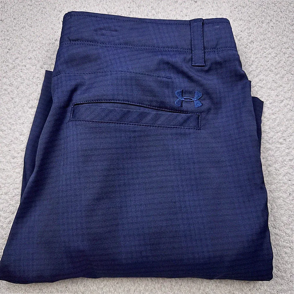 Under Armour Golf Shorts Mens 34 Navy HeatGear Performance Stretch Flat Front